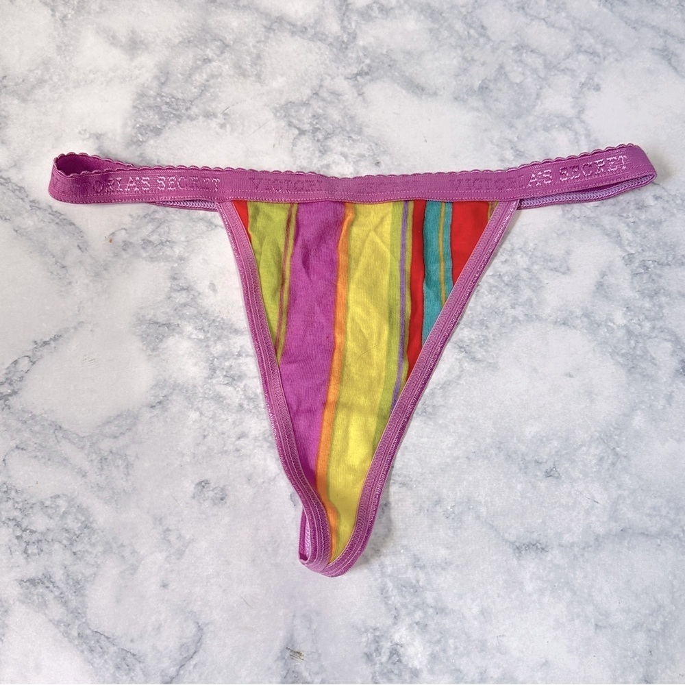NWT Vintage Victoria’s Secret Y2K purple striped V-string thong panty S